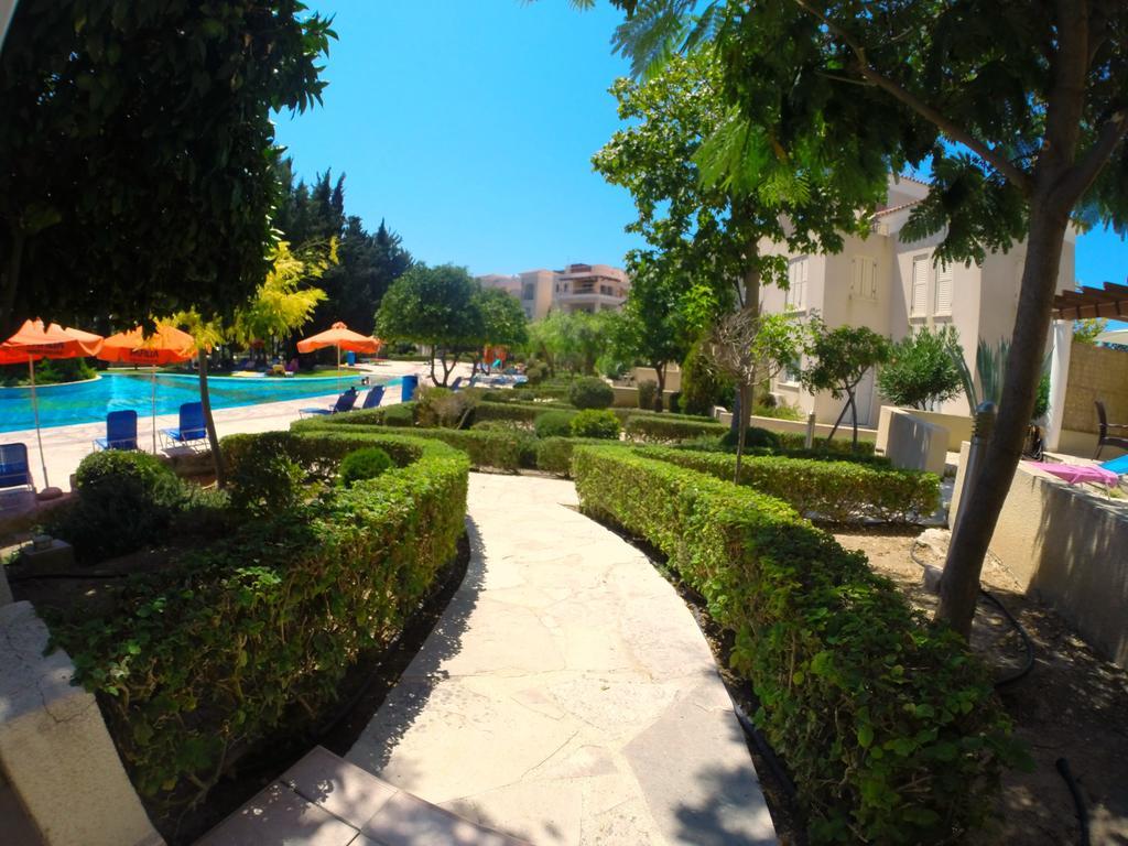 Hesperides Gardens Villa Paphos Buitenkant foto